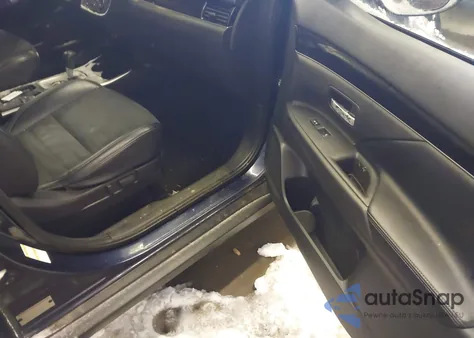 2019 Mitsubishi Outlander Le/Se/Sel z USA, uszkodzony, nr VIN JA4AD3A31KZ044908